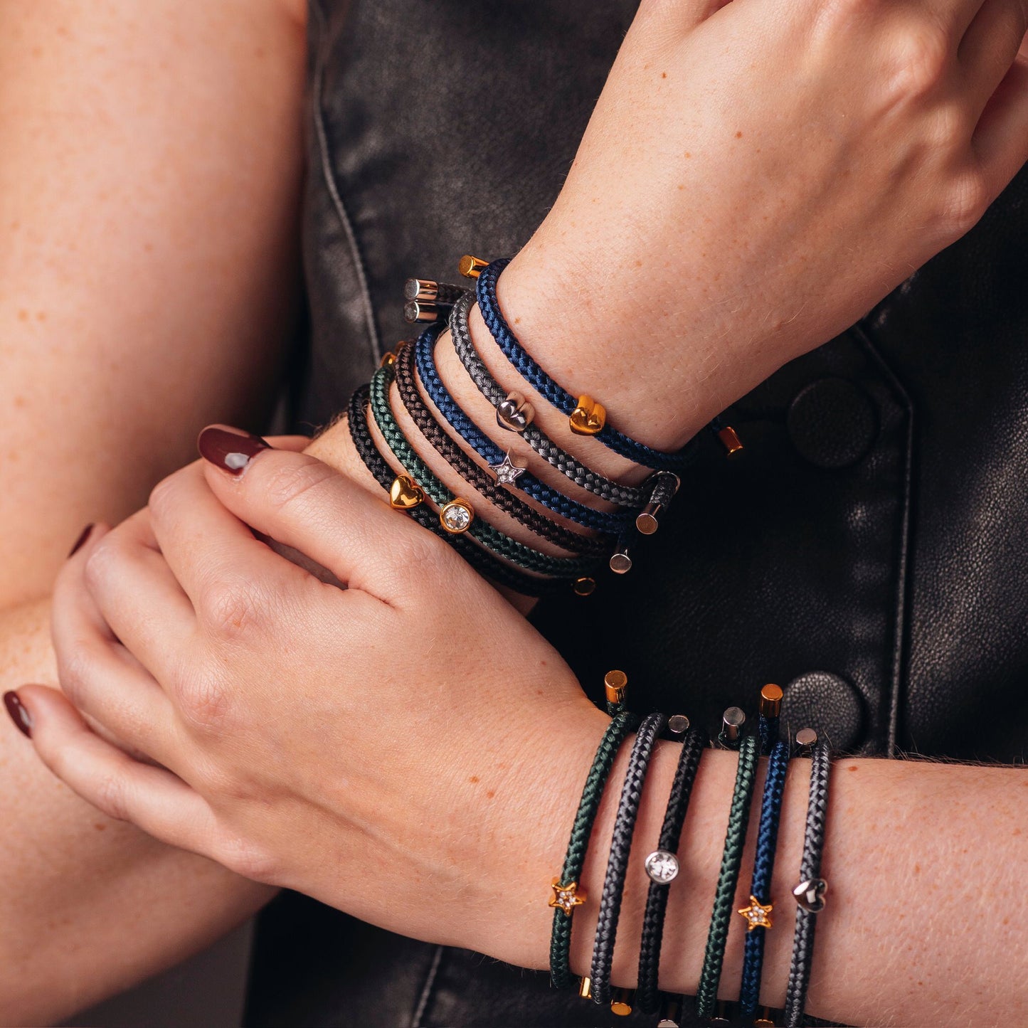Pulsera de joyería iXXXi acogedora